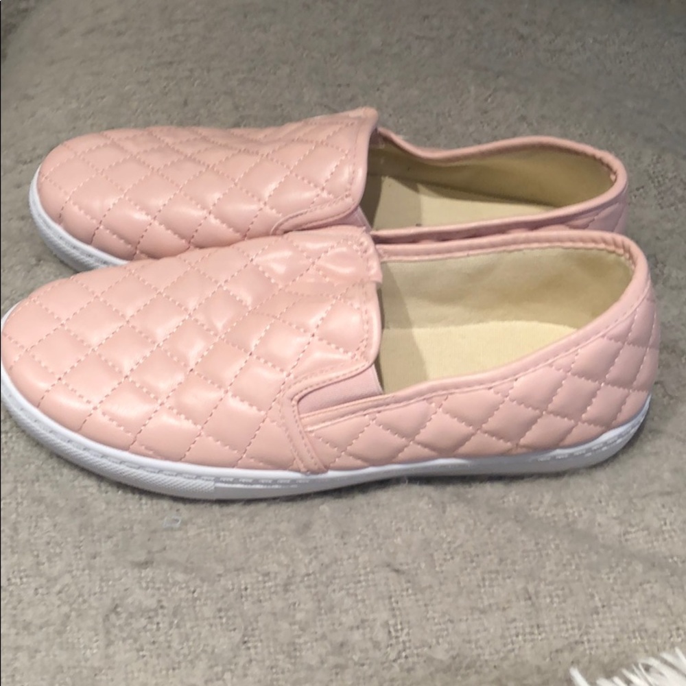 Shoes - Picture 3 of 5